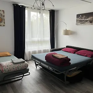 appartement-quip-proche-aroport-et-gare.fr-paris.fr/